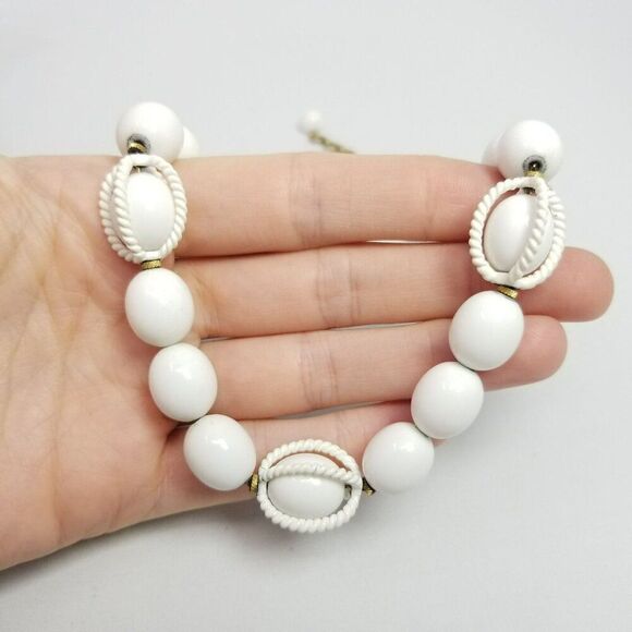 Vintage Monet White Beaded Necklace with Adjustable Clasp, Unique Retro Design - Picture 1 of 7